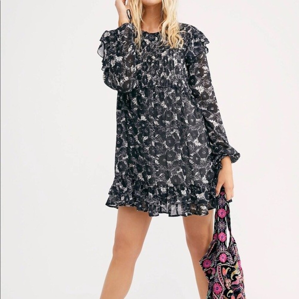 Free People Dress These Dreams Black White Long Sleeve Ruffle Shift Mini Medium